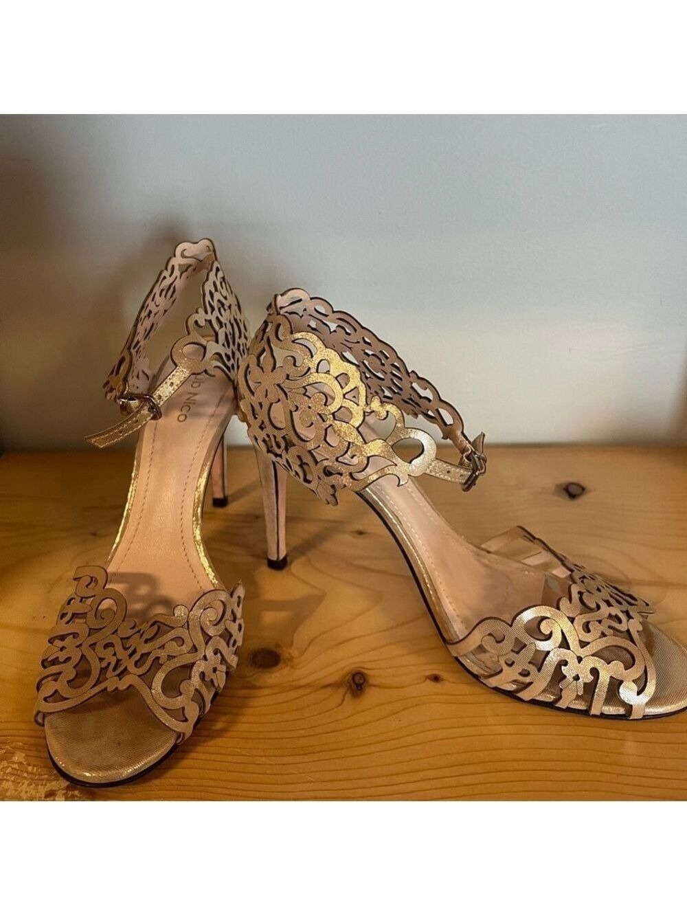 Klub Niko Laser Cut Heel - Picture 3 of 8